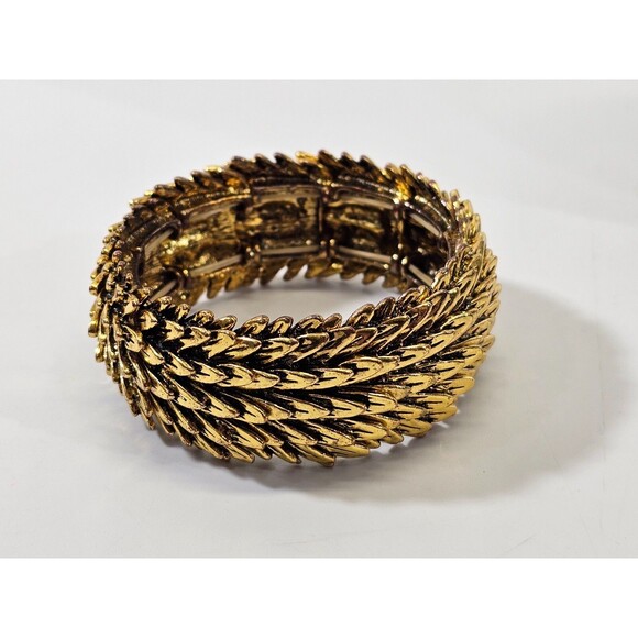 LOCAL ARTISAN MADE Jewelry Set Stretch Bracelets & Necklace Statement Pieces - Picture 8 of 8